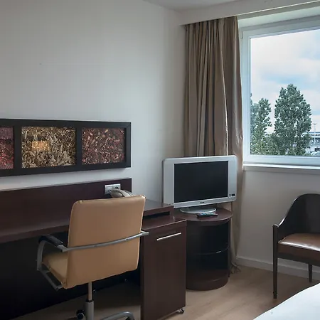Hilton Paris Airport 4* Orly
