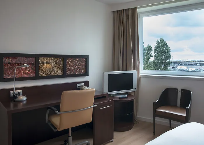 Hilton Paris Airport 4* Orly